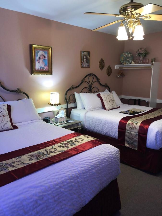 The Bent Elbow Hotel Silverton Bagian luar foto
