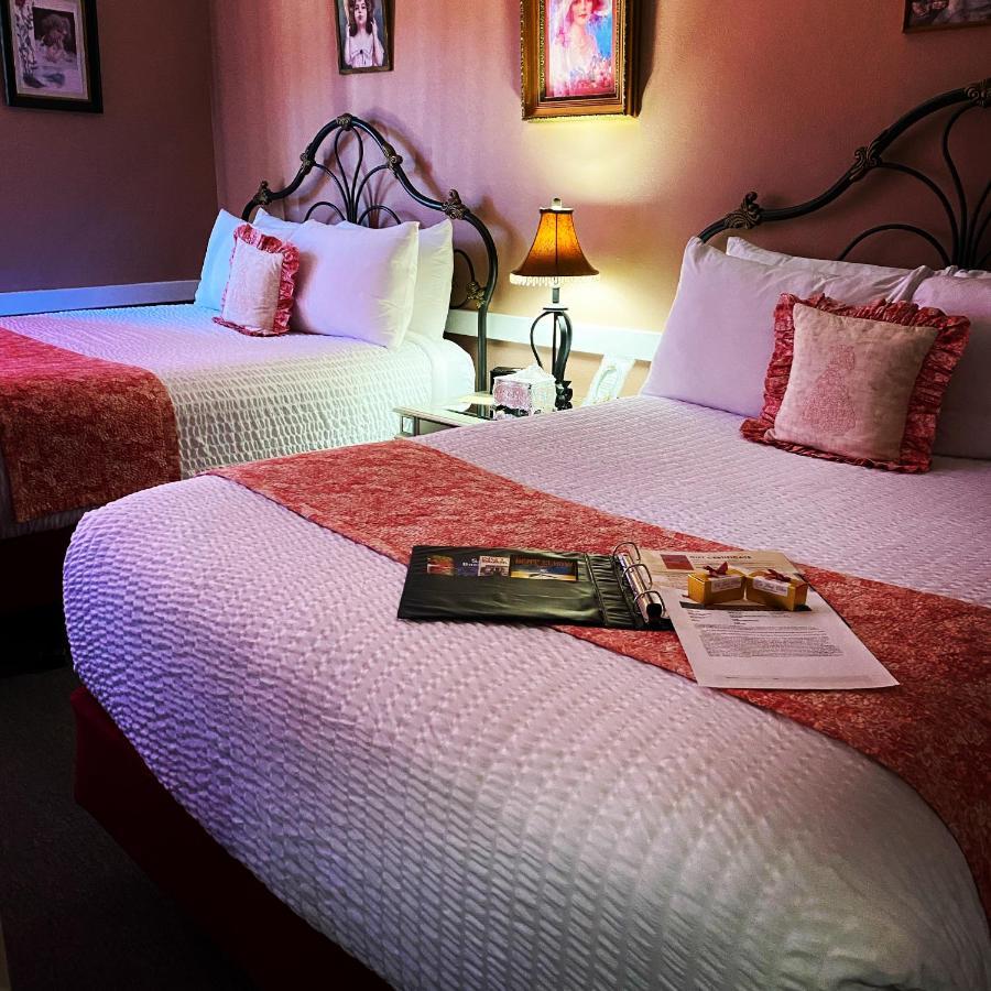 The Bent Elbow Hotel Silverton Bagian luar foto