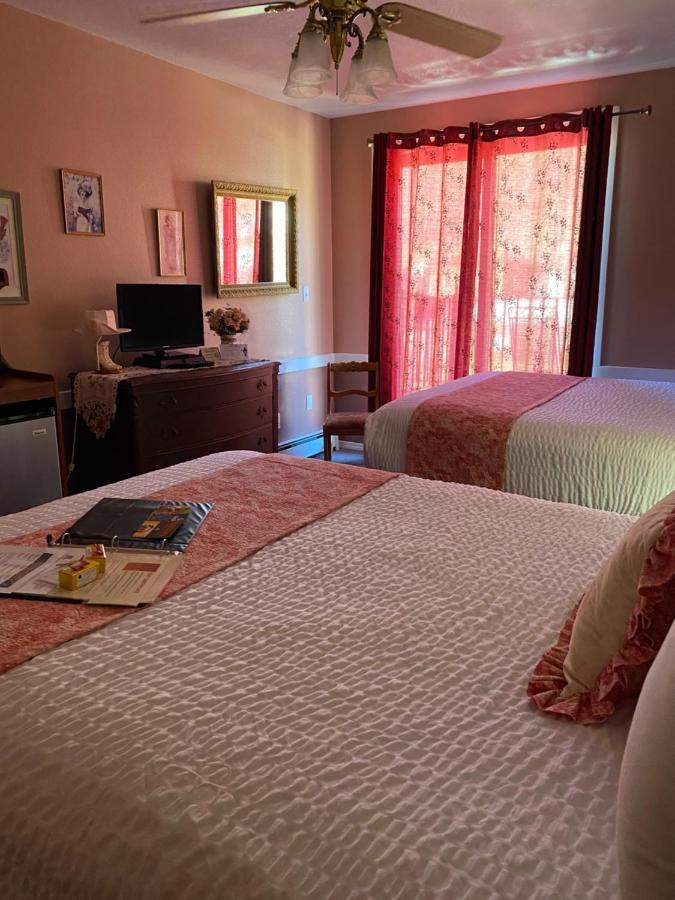 The Bent Elbow Hotel Silverton Bagian luar foto