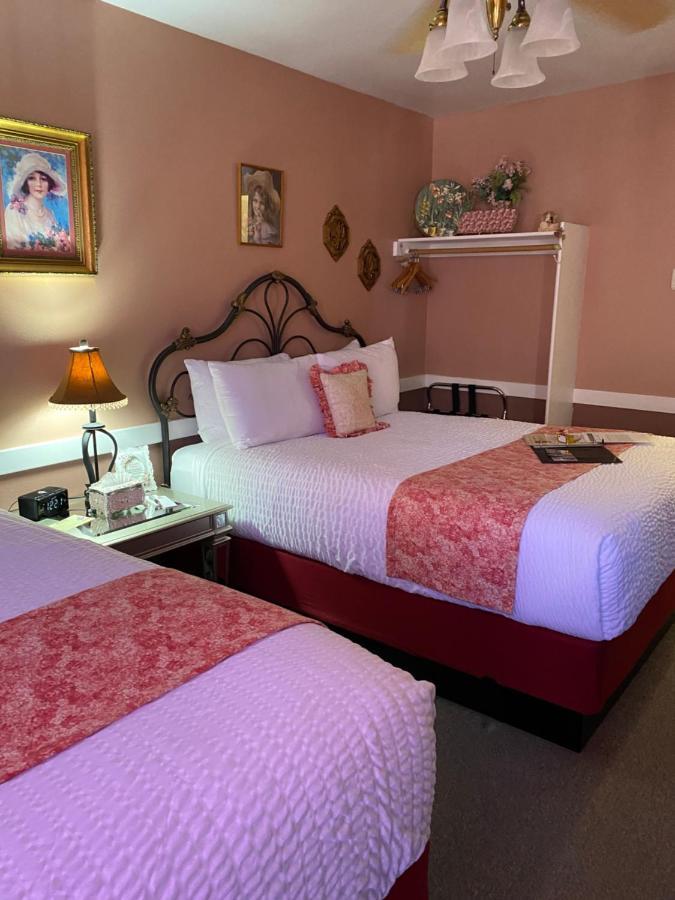 The Bent Elbow Hotel Silverton Bagian luar foto